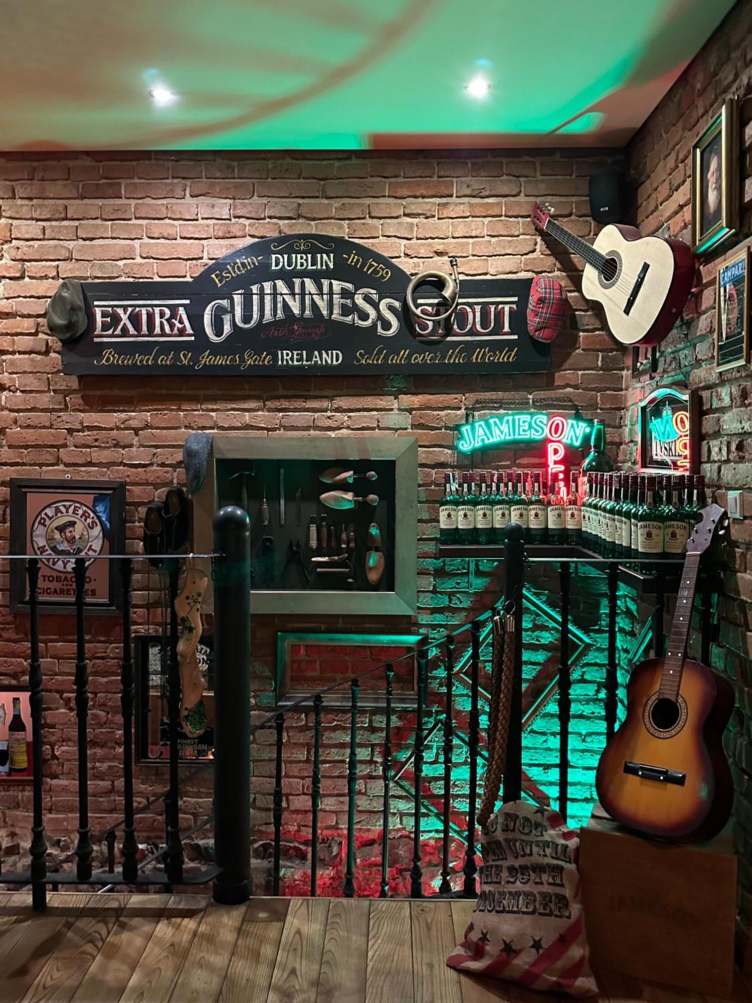 Shoemaker Irish Pub & Accommodation Kielce Exterior photo