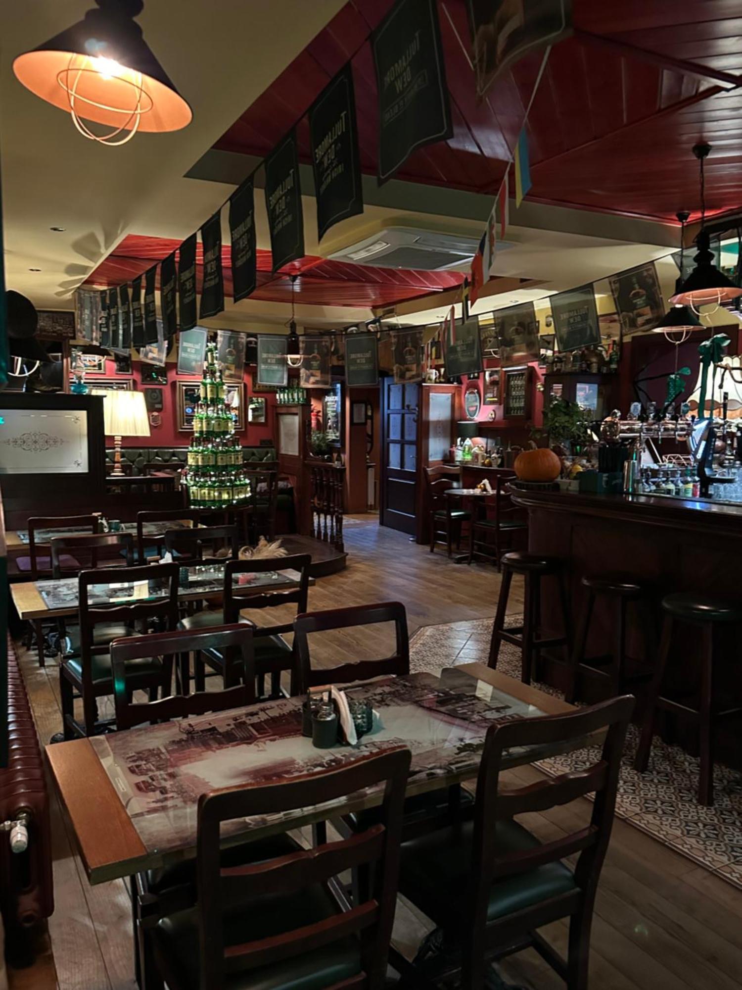 Shoemaker Irish Pub & Accommodation Kielce Exterior photo