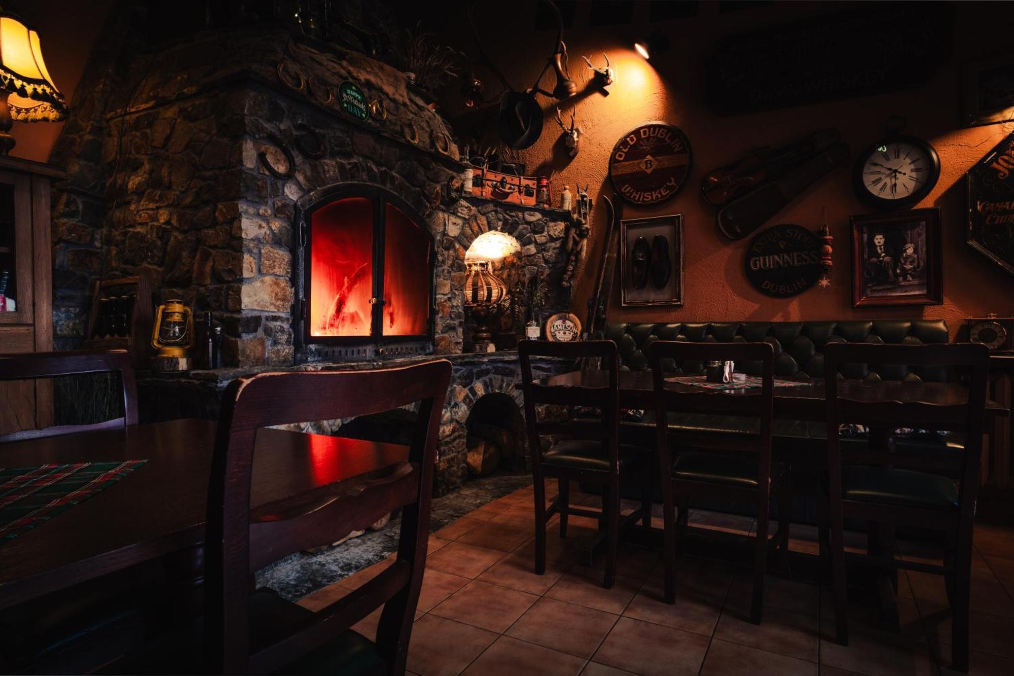 Shoemaker Irish Pub & Accommodation Kielce Exterior photo
